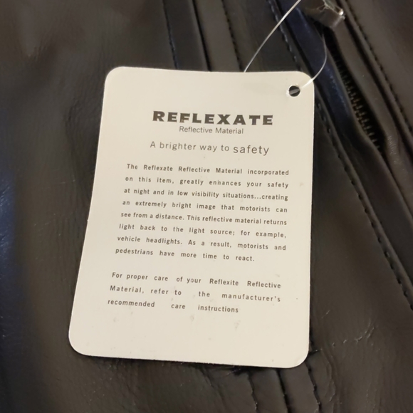 Unisex Leather Jacket - Picture 8 of 8